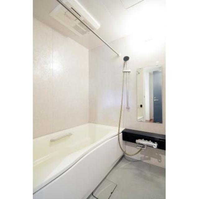 バス・シャワールーム　※写真は同タイプ住戸です。