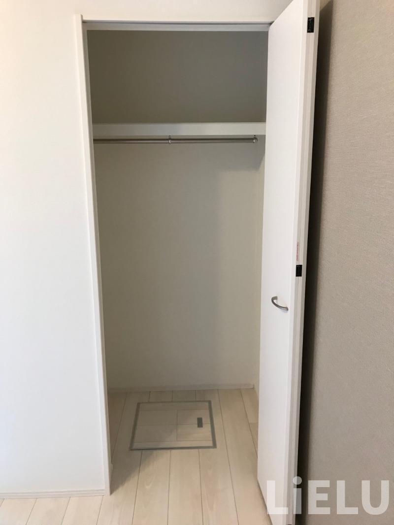 収納　クローゼット