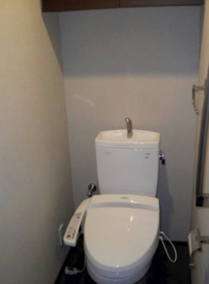 トイレ　※別部屋の参考写真です。