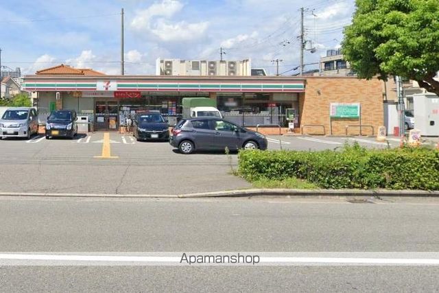 コンビニ　セブンイレブン（コンビニ）まで93m