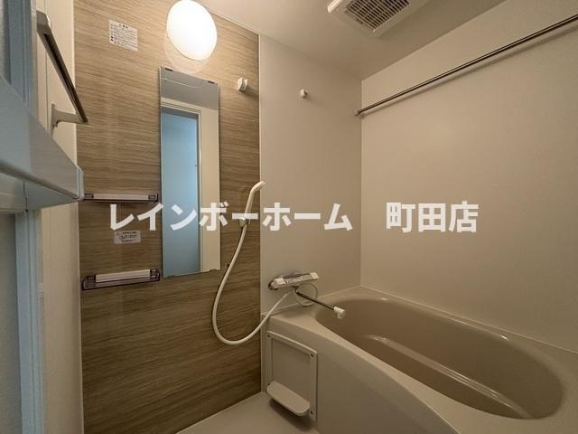 バス・シャワールーム　※同施工会社参考写真