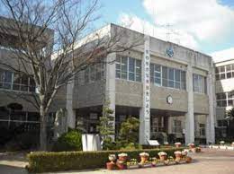 中学校　仁尾中学校（中学校）まで285m