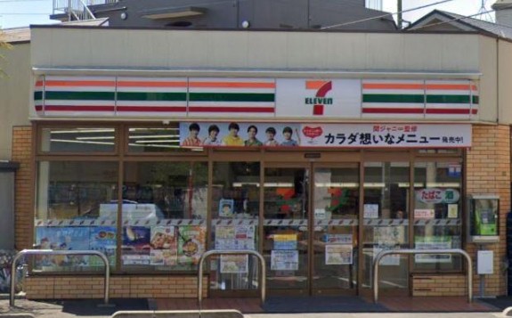 コンビニ　セブンイレブン世田谷下馬北店（コンビニ）まで233m