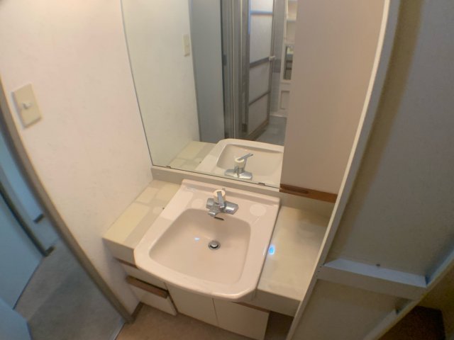 洗面設備　独立洗面化粧台付き☆