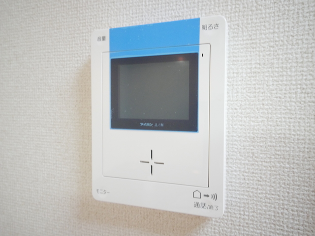 セキュリティ　★モニタ付インターホンがあり、防犯面も安心ですね★
