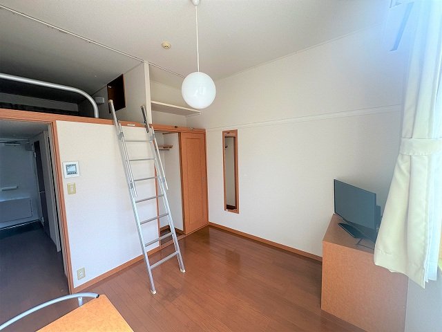 居室・リビング　1階タイプのお部屋です。