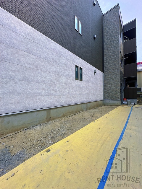 その他共有部分　外観（建設中）