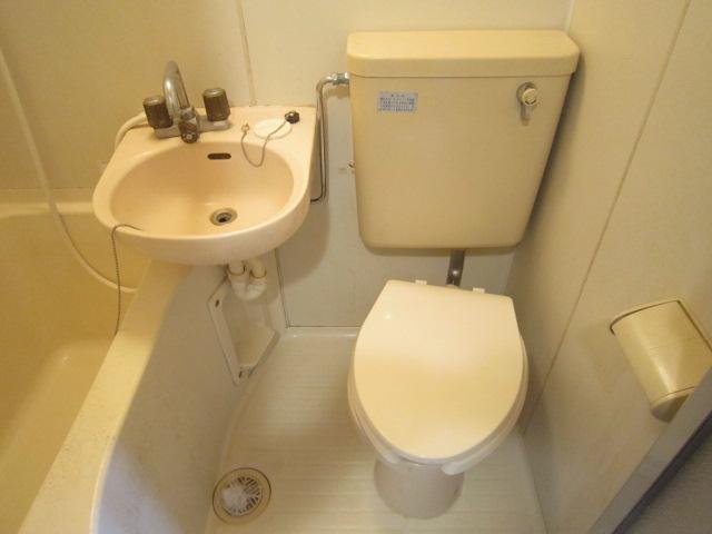 ロイヤルステイのトイレ写真