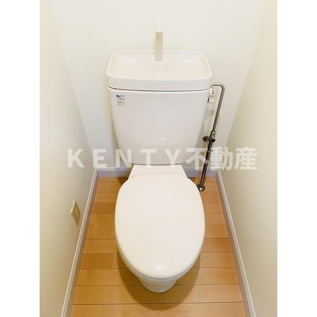 トイレ　シンプルで使いやすいトイレです
