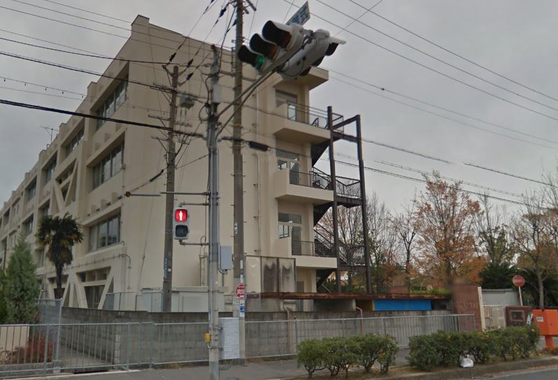 小学校　城北小学校（小学校）まで412m