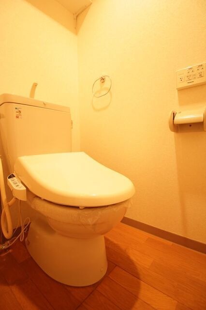 トイレ　※他部屋の参考写真です。