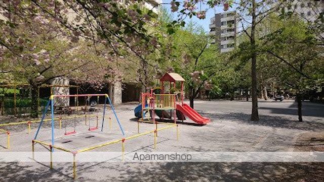 公園　中央区立京橋公園（公園）まで92m