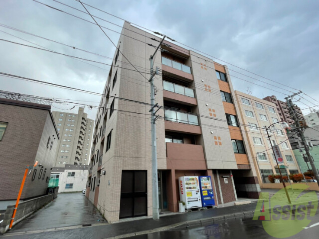 建物外観　札幌市中央区南６条西「Ｋ１３」