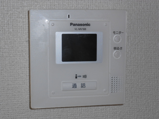 セキュリティ　カラーＴＶモニター付インターホン完備