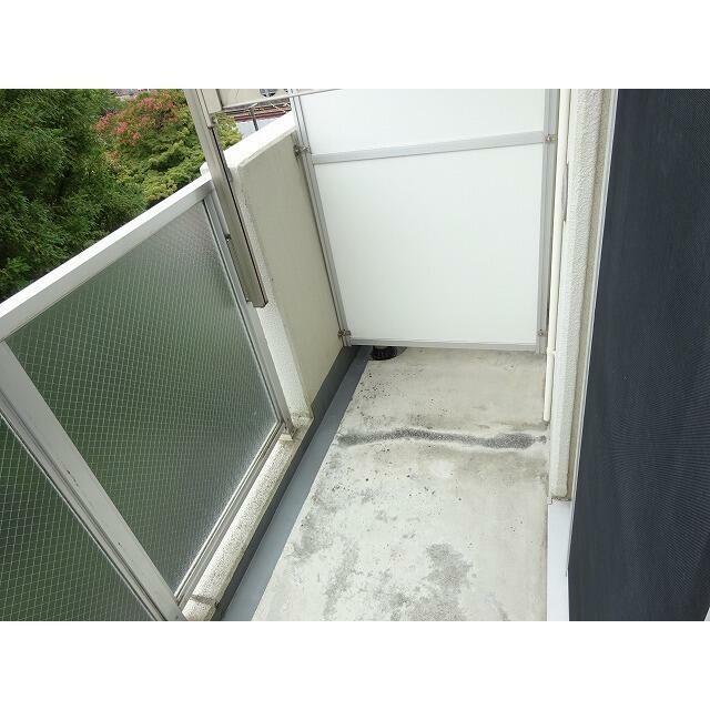 バルコニー　（同間取り別部屋の写真）