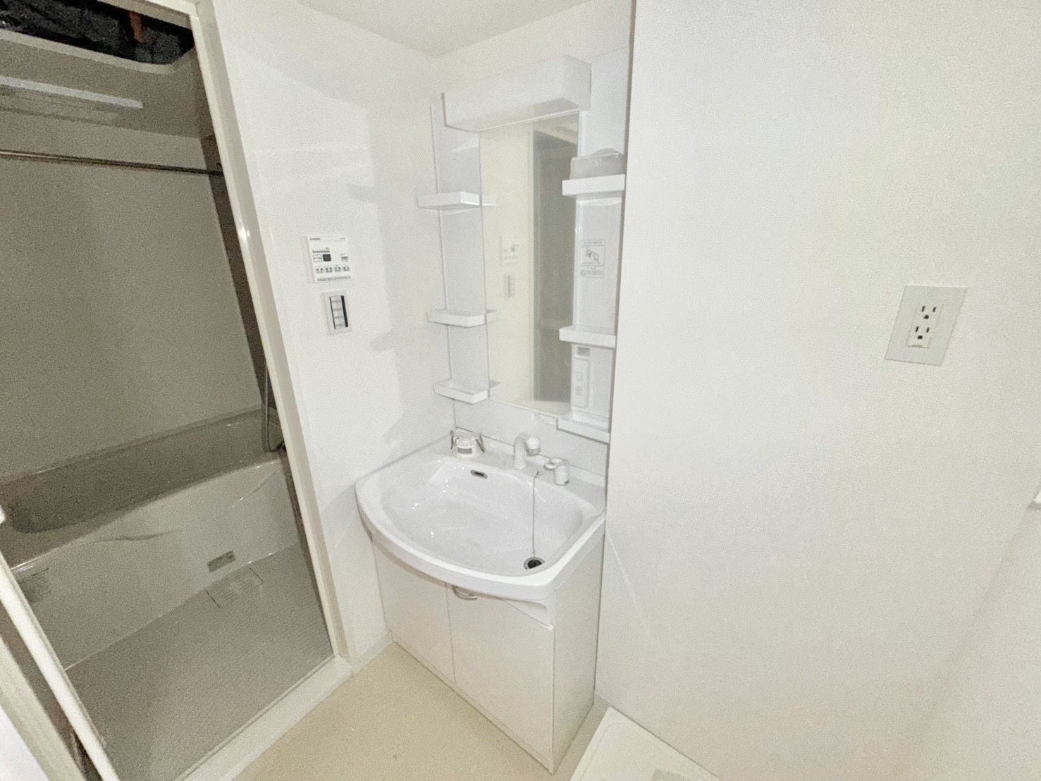 RIVALUCE舟入南の風呂写真