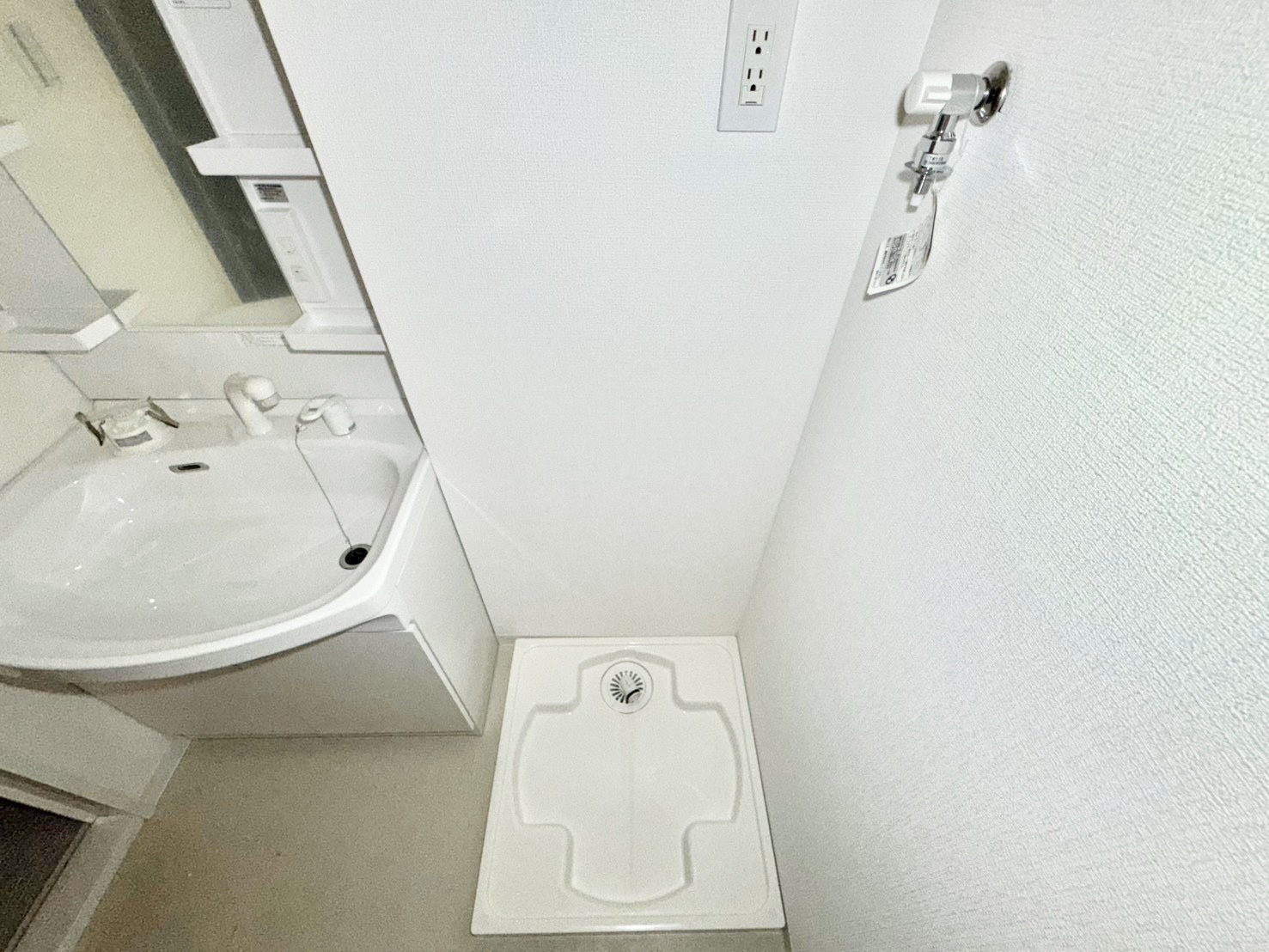RIVALUCE舟入南の内装写真
