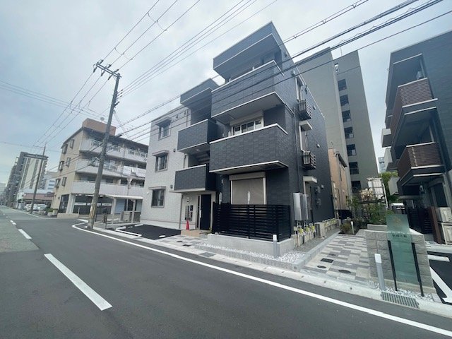 D’s駅南大路の外観写真