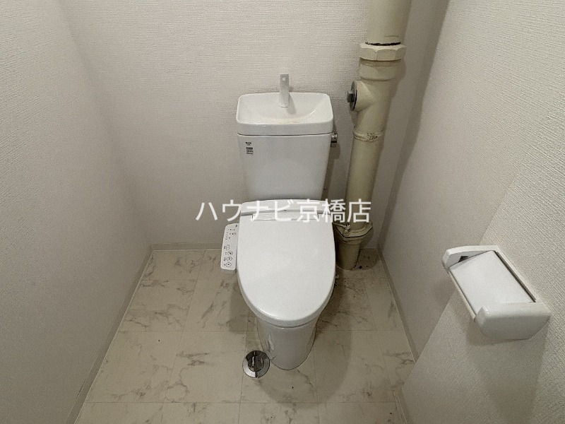 ＪＲ大阪環状線 桜ノ宮駅 徒歩5分 9階建 築40年のトイレ写真