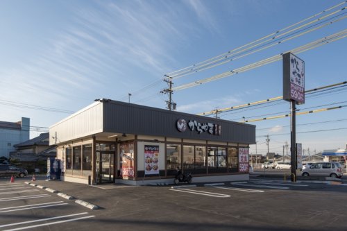 飲食店　からやま愛知蟹江店（飲食店）まで854m