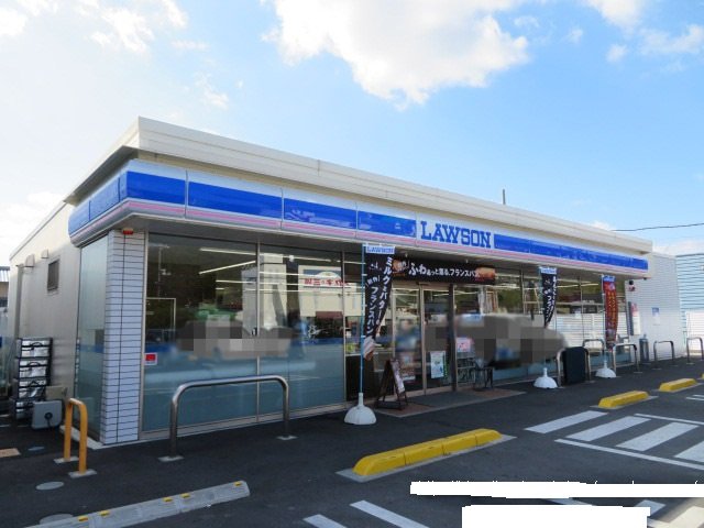 コンビニ　ローソン　岡山海吉店（コンビニ）まで637m
