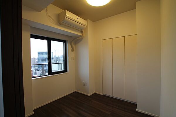 収納　同タイプ別住戸の室内　イメージとして