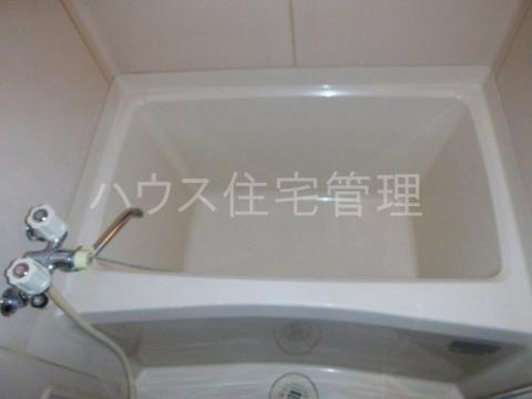 ＪＲ東海道本線 摂津富田駅 徒歩9分 3階建 築37年の風呂写真
