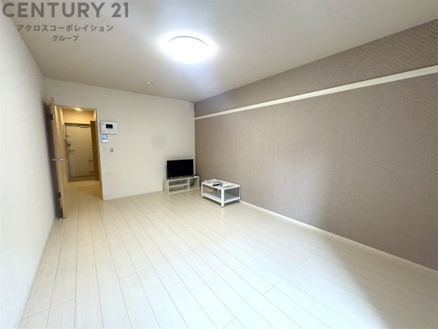 居室・リビング　エアコン付きで快適に過ごせます♪