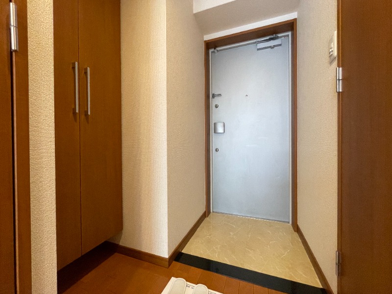 パシフィックレジデンス神戸八幡通の玄関写真