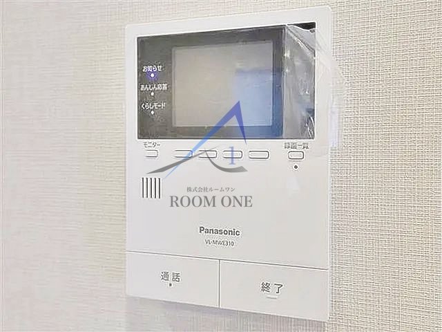 セキュリティ　モニター付きインターホンです。