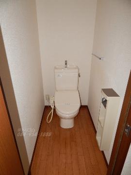 トイレ　シャワー付トイレ