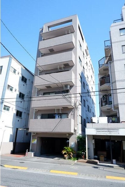 クレストハウスの外観写真