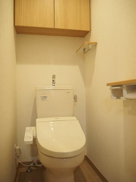 トイレ　清潔感のあるトイレです