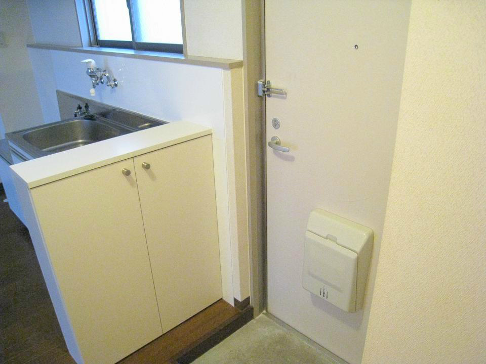 ツインパレスコイズミFの玄関写真