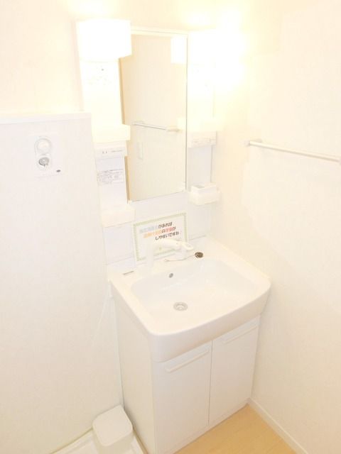 洗面設備　★生活に便利な独立洗面台です★