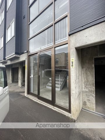 ＪＲ函館本線 稲積公園駅 徒歩9分 3階建 築26年の外観写真