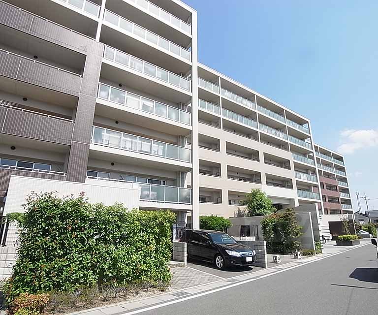 グリーンフォート長岡京の外観写真