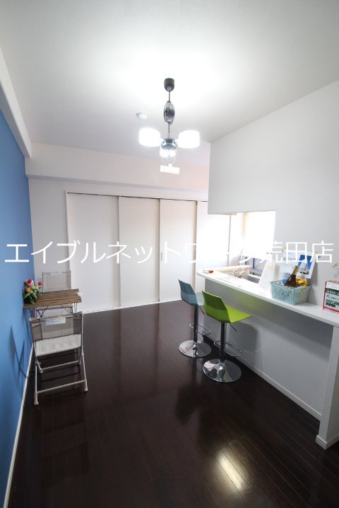 居室・リビング　同号室のお部屋です。