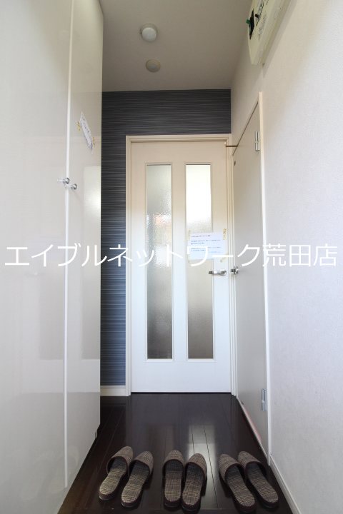 玄関　同号室のお部屋です。