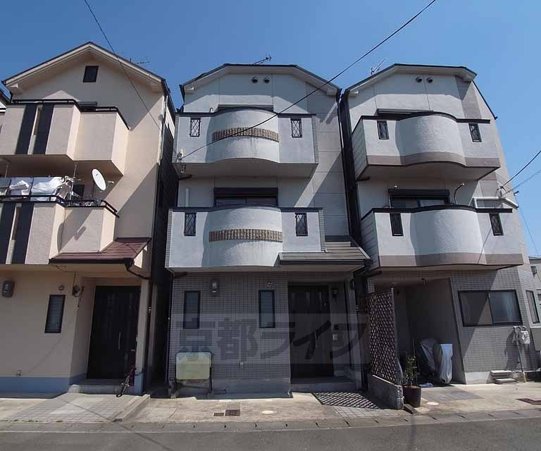 建物外観　築も浅い目です。