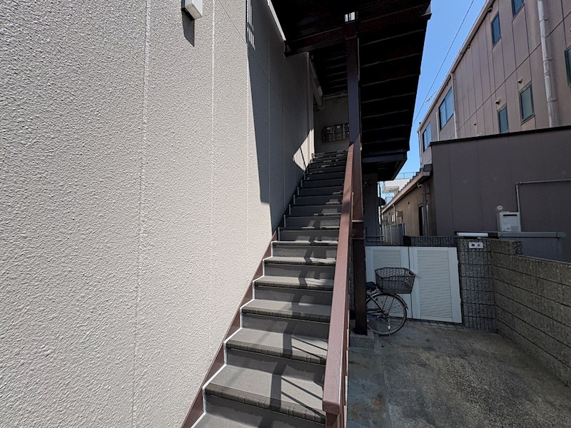 柳本マンションの外観写真