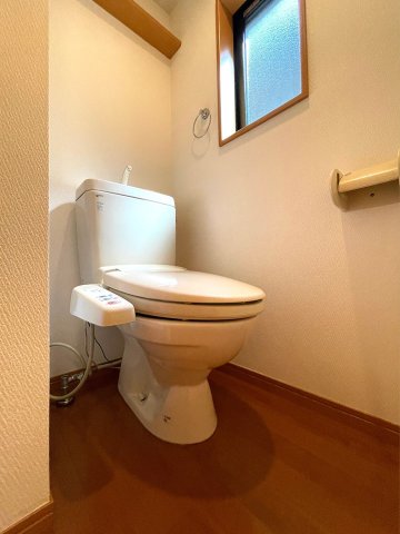 地下鉄七隈線 別府駅 徒歩11分 2階建 築21年のトイレ写真