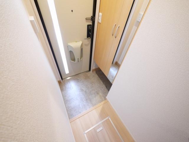 玄関　シンプルで使いやすい玄関です