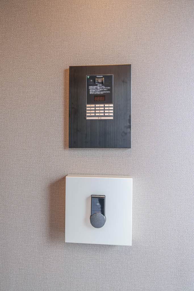 建物外観　オートロック