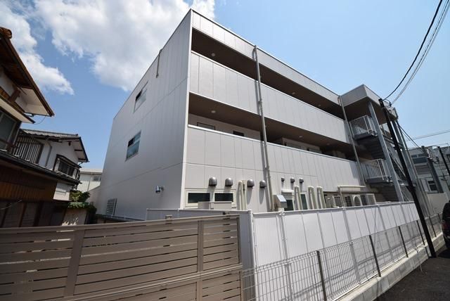 建物外観　★駅徒歩圏内・新婚さんオススメ★