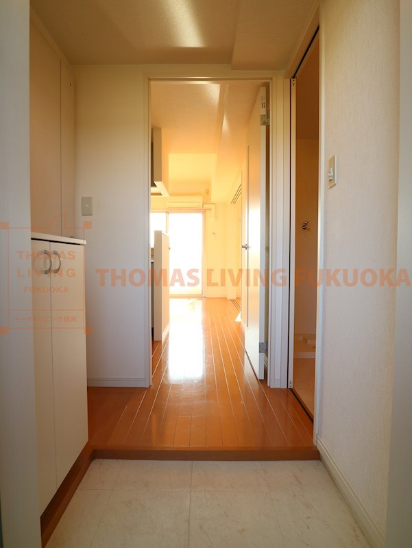 玄関　玄関はダブルロックキーです。