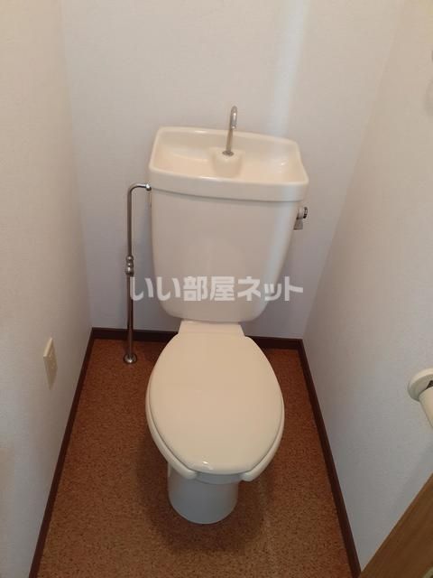 【カーサ野添IIのトイレ】