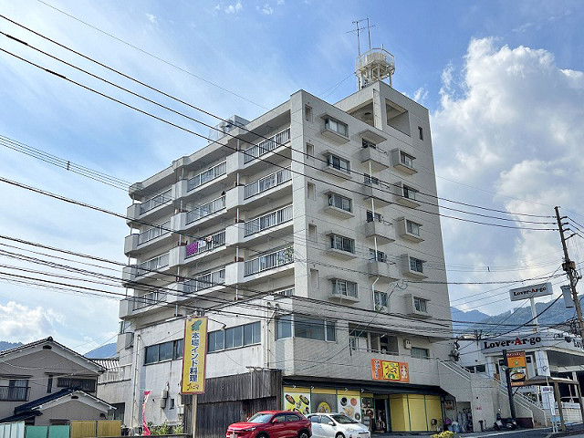 晃生コーポの建物外観