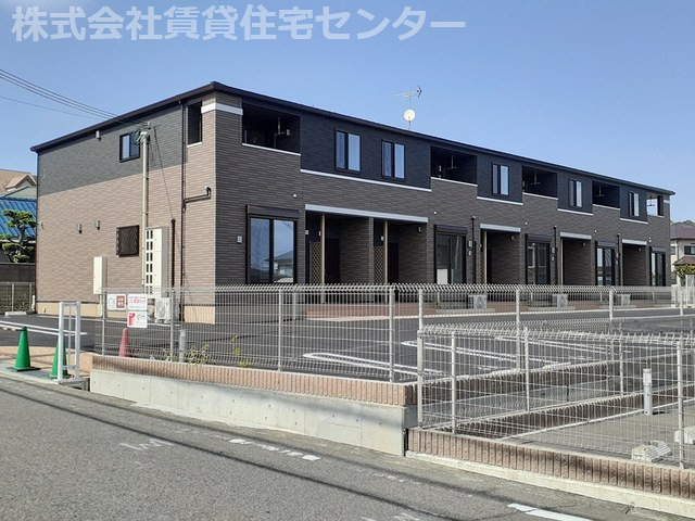 【アデランテ黒田の建物外観】