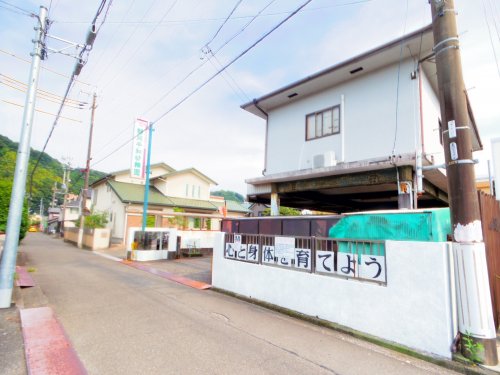 【静岡市葵区平和のマンションの幼稚園・保育園】